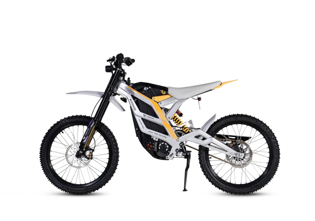 79BIKE Falcon Pro Silver/yellow